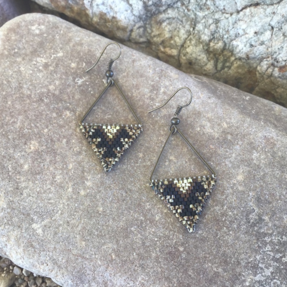 Rattlesnake Picasso Triangle Beaded Earrings, New, Handmade by Me - Picture 4 of 5
